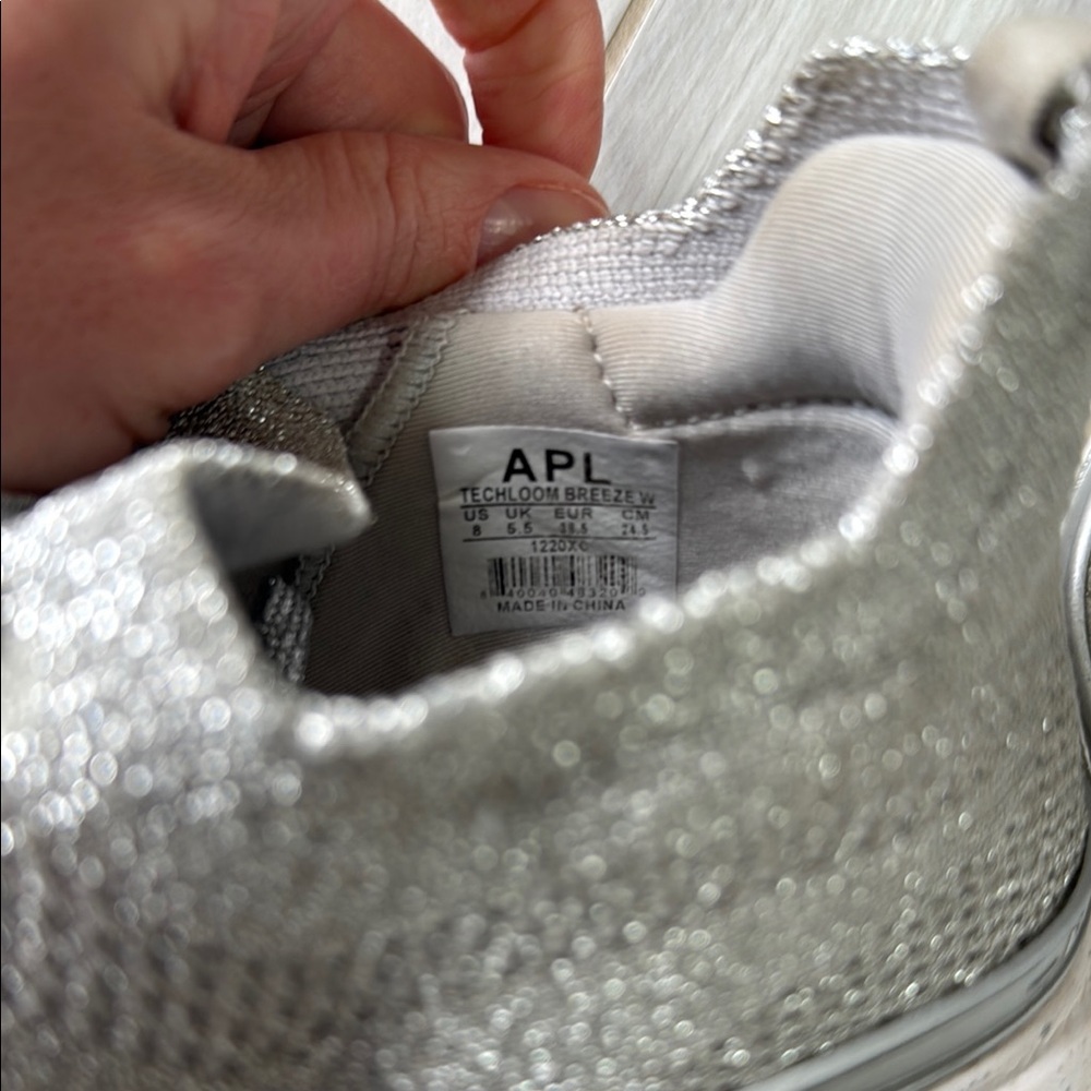 APL Techloom Breeze Silver Sneakers - Picture 8 of 8